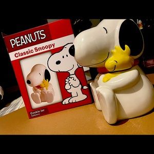 Snoopy Cookie Jar
